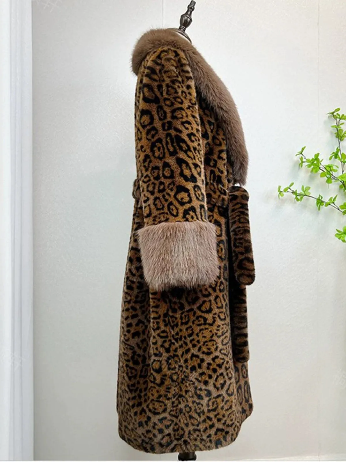 Lux Leopard Coat